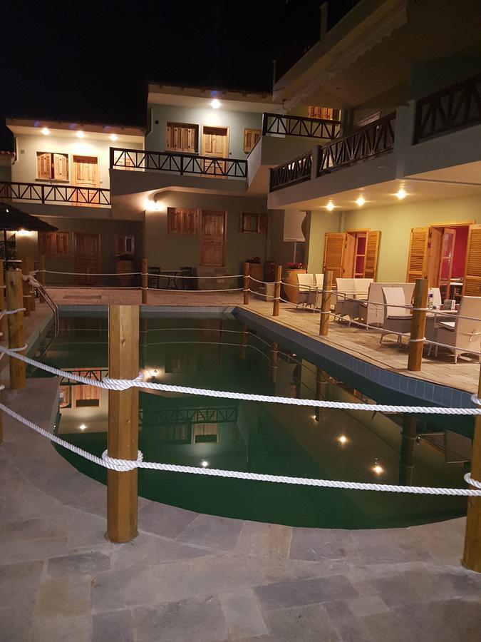Ninemia Aparthotel Tolón