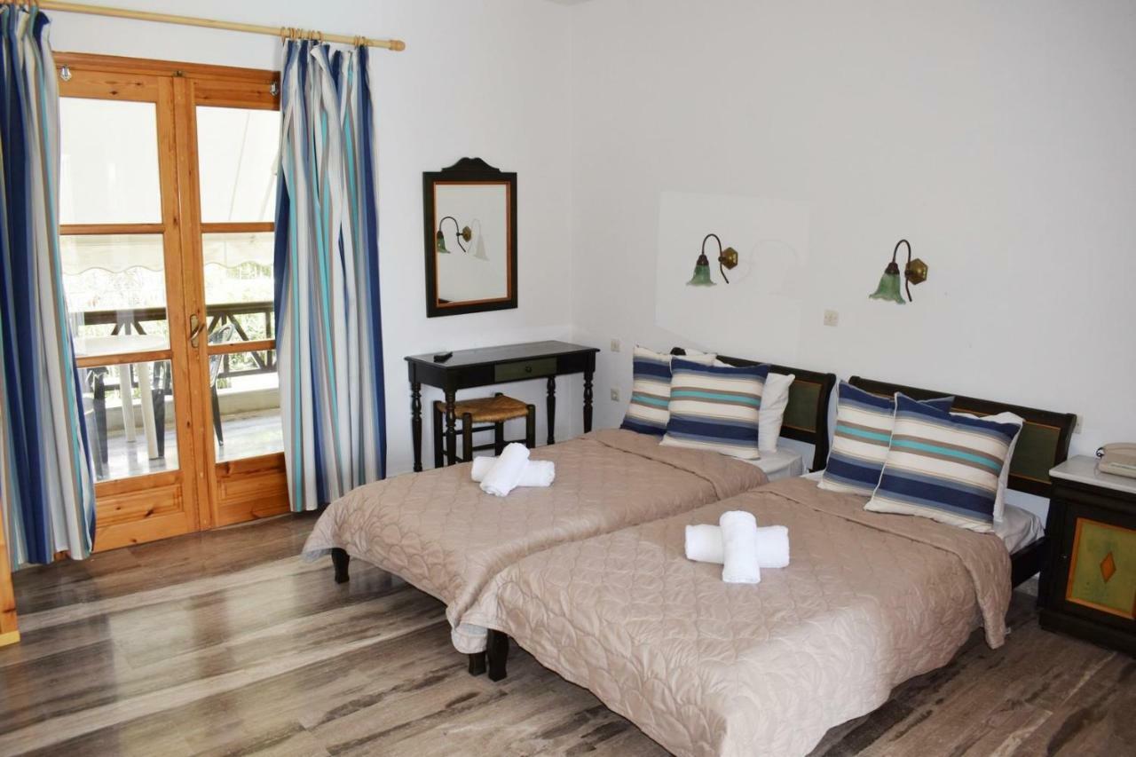 Aparthotel Ninemia Tolón